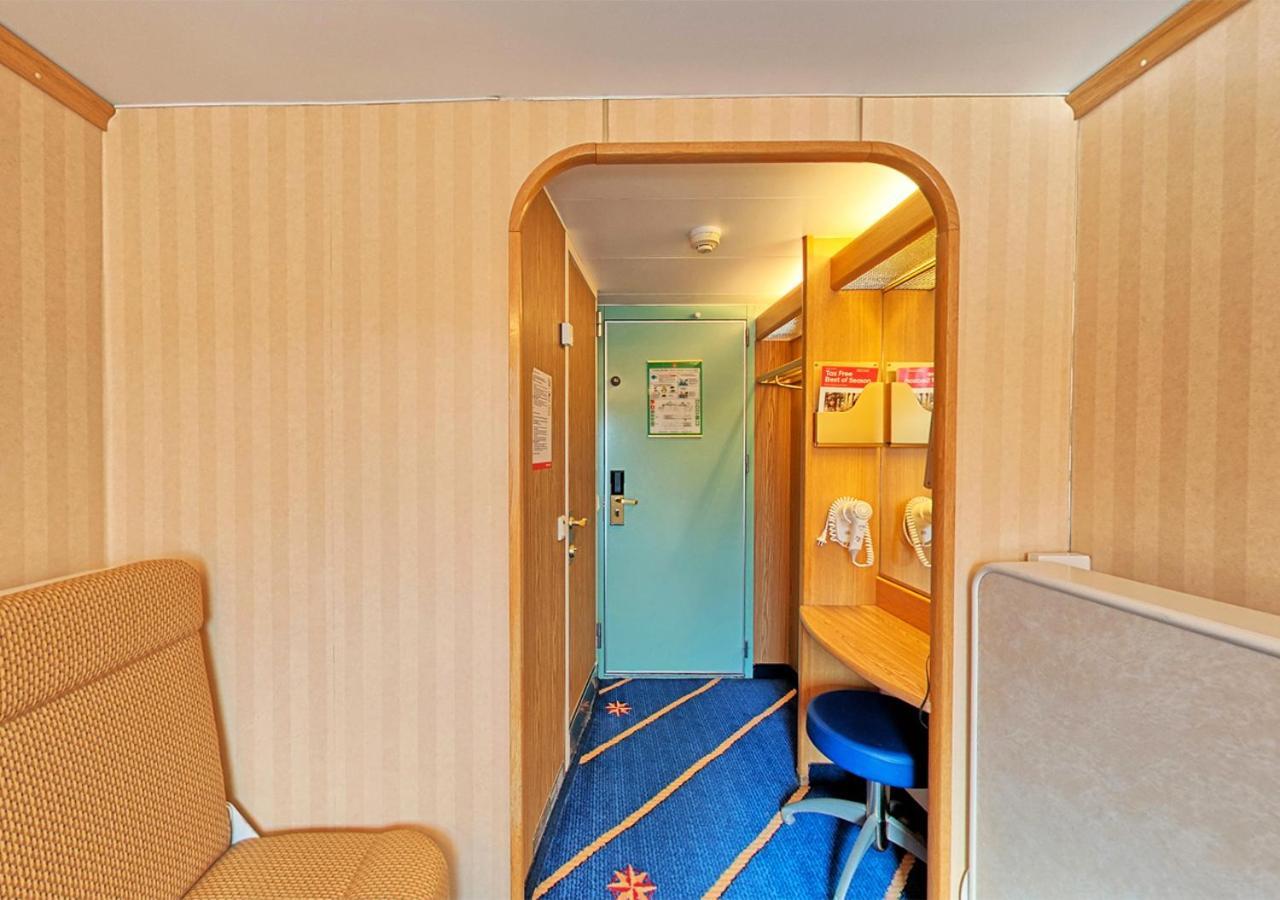 Viking Line Ferry Viking Cinderella - 2-night Cruise Stockholm-helsinki-stockholm 